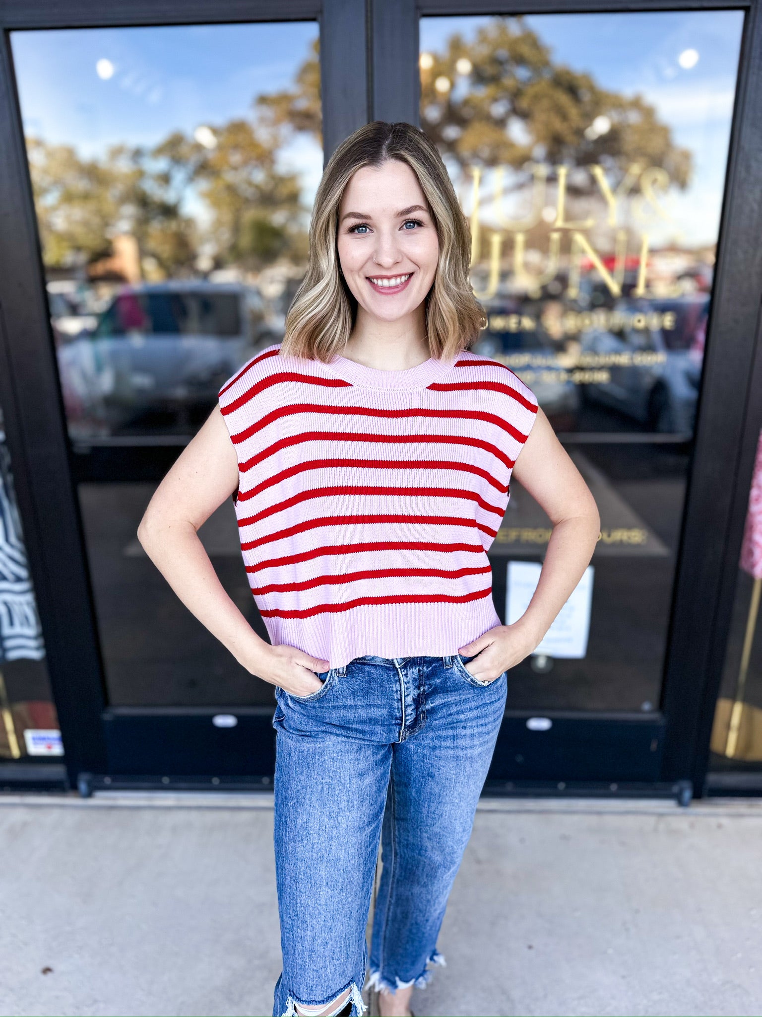 Pink & Red Short Sleeve Knit Sweater-230 Sweaters/Cardis-ENTRO-July & June Women's Fashion Boutique Located in San Antonio, Texas