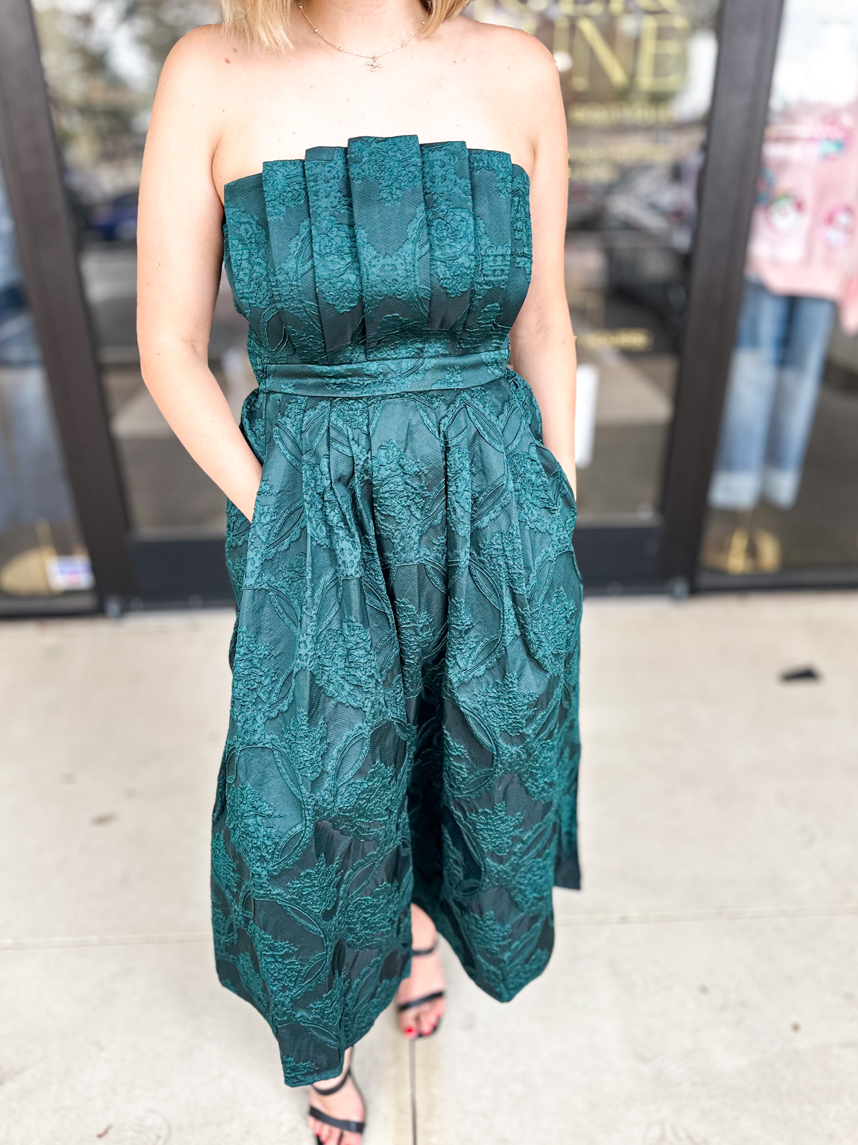 Floral Elegance Midi Dress - Hunter Green-500 Midi-ENTRO-July & June Women's Fashion Boutique Located in San Antonio, Texas