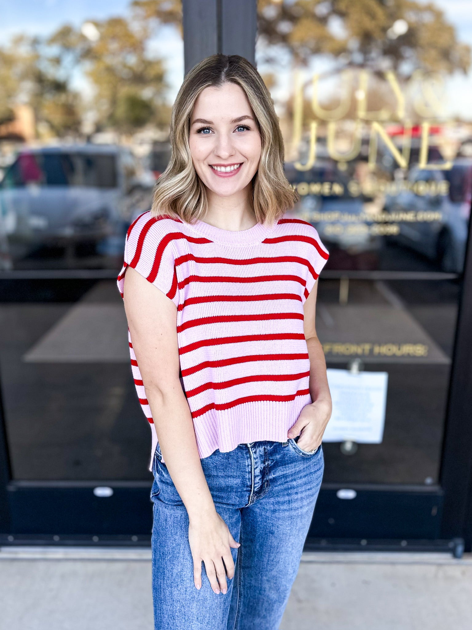 Pink & Red Short Sleeve Knit Sweater-230 Sweaters/Cardis-ENTRO-July & June Women's Fashion Boutique Located in San Antonio, Texas