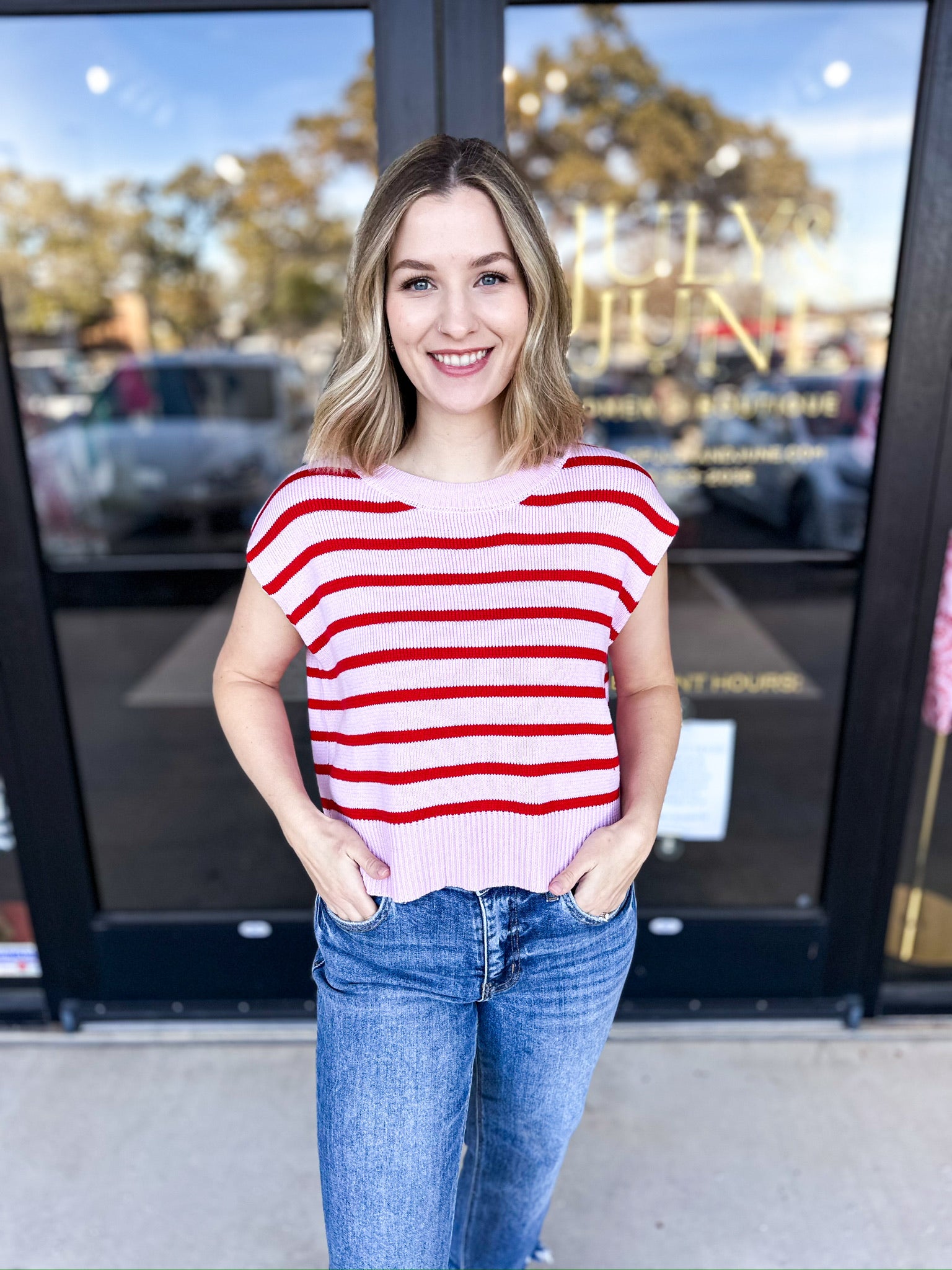 Pink & Red Short Sleeve Knit Sweater-230 Sweaters/Cardis-ENTRO-July & June Women's Fashion Boutique Located in San Antonio, Texas