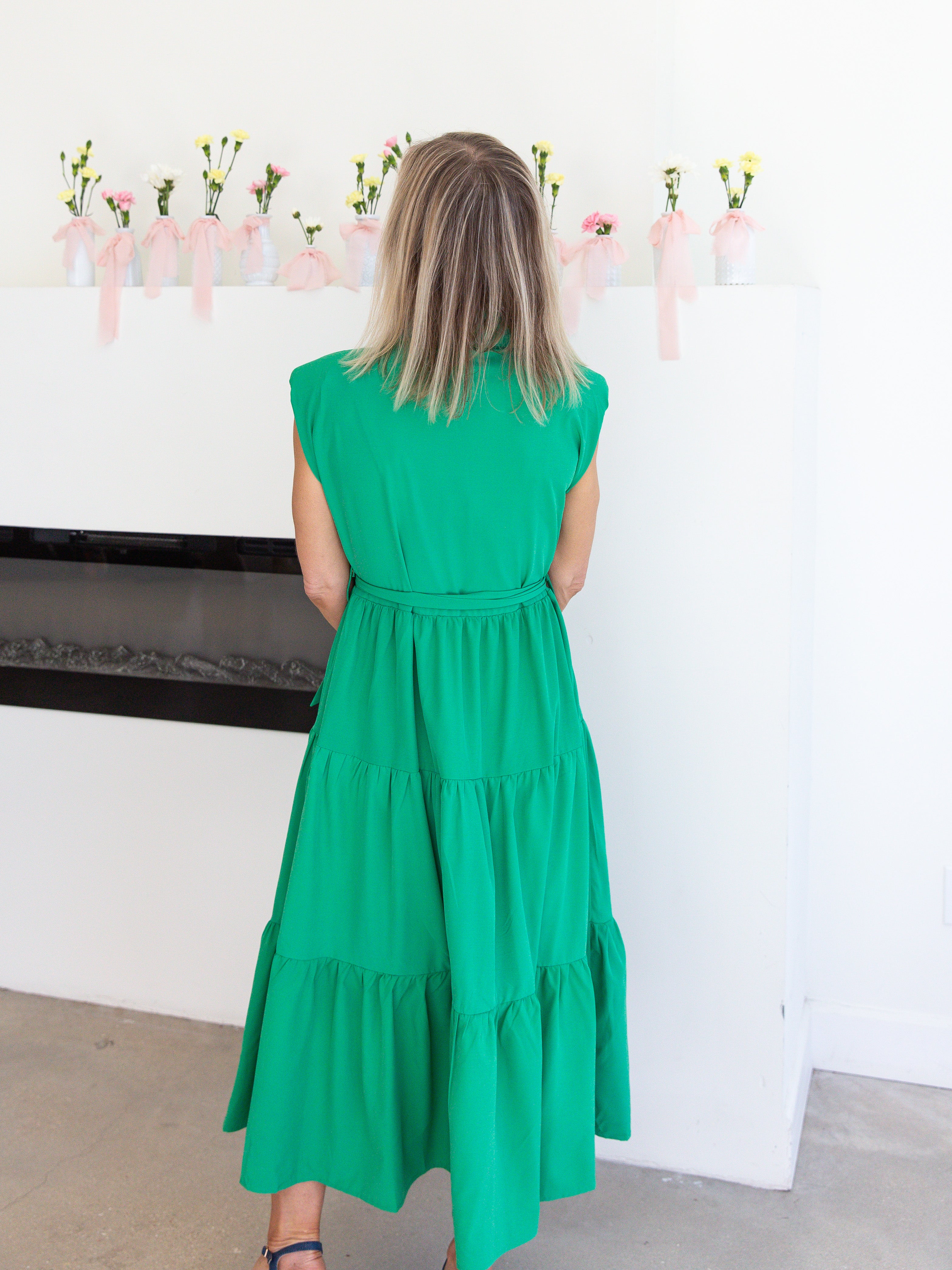 Pleated Midi Dress - Kelly Green-500 Midi-ENTRO-July & June Women's Fashion Boutique Located in San Antonio, Texas