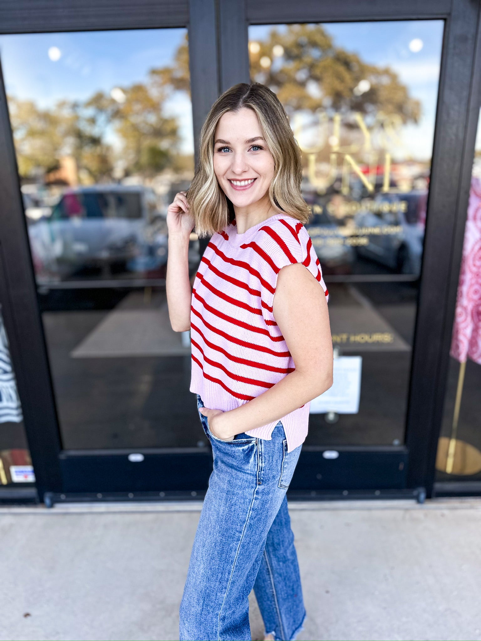 Pink & Red Short Sleeve Knit Sweater-230 Sweaters/Cardis-ENTRO-July & June Women's Fashion Boutique Located in San Antonio, Texas