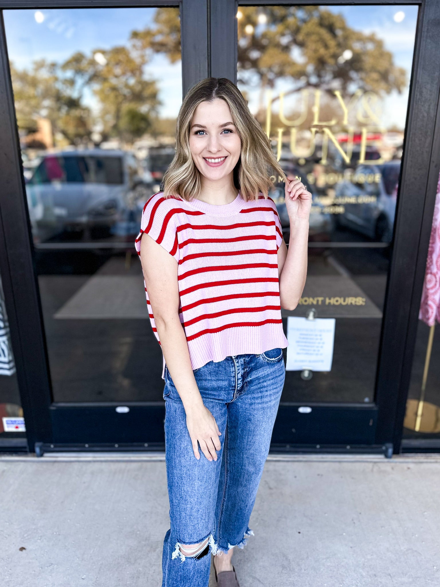 Pink & Red Short Sleeve Knit Sweater-230 Sweaters/Cardis-ENTRO-July & June Women's Fashion Boutique Located in San Antonio, Texas