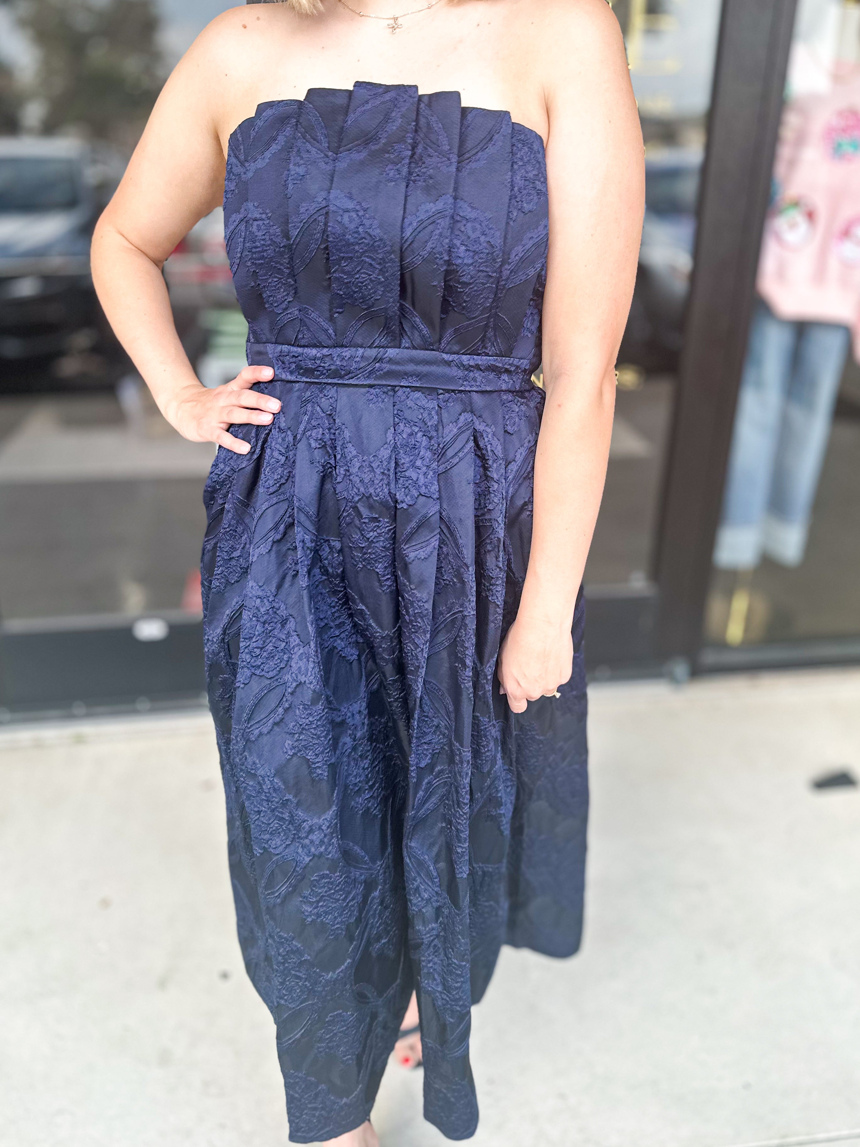 Floral Elegance Midi Dress - Navy-500 Midi-ENTRO-July & June Women's Fashion Boutique Located in San Antonio, Texas