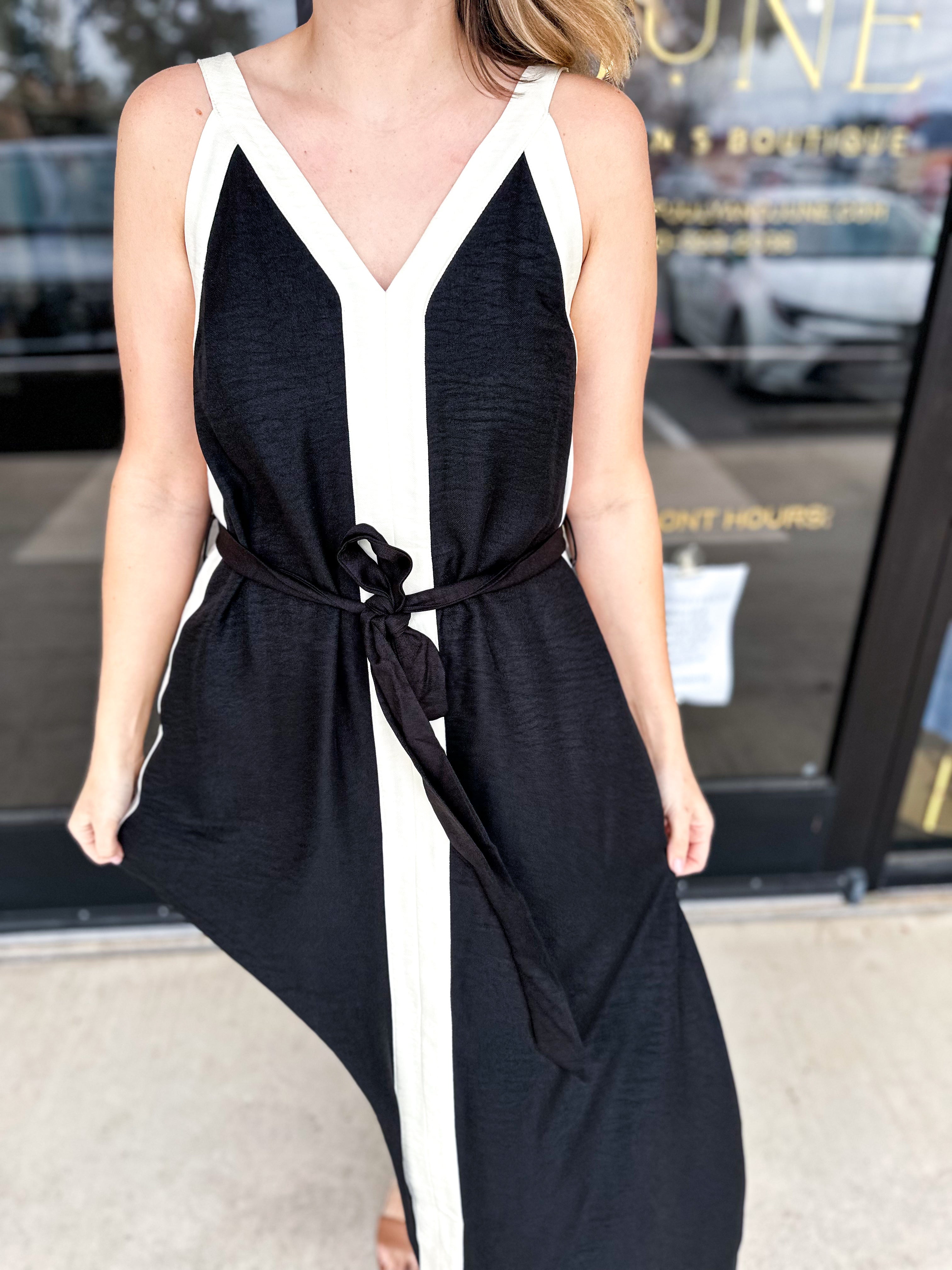 Throw On & Go Midi Dress-500 Midi-ENTRO-July & June Women's Fashion Boutique Located in San Antonio, Texas